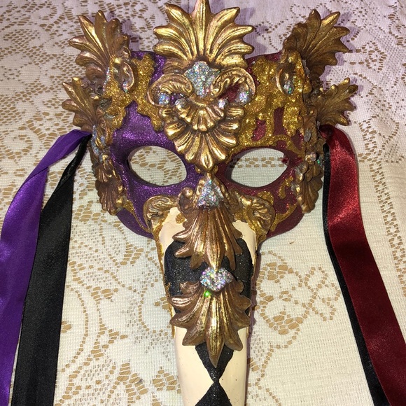 🎭 RARE Katherine’s Collection Mardi Gras Mask OS! - Picture 2 of 12